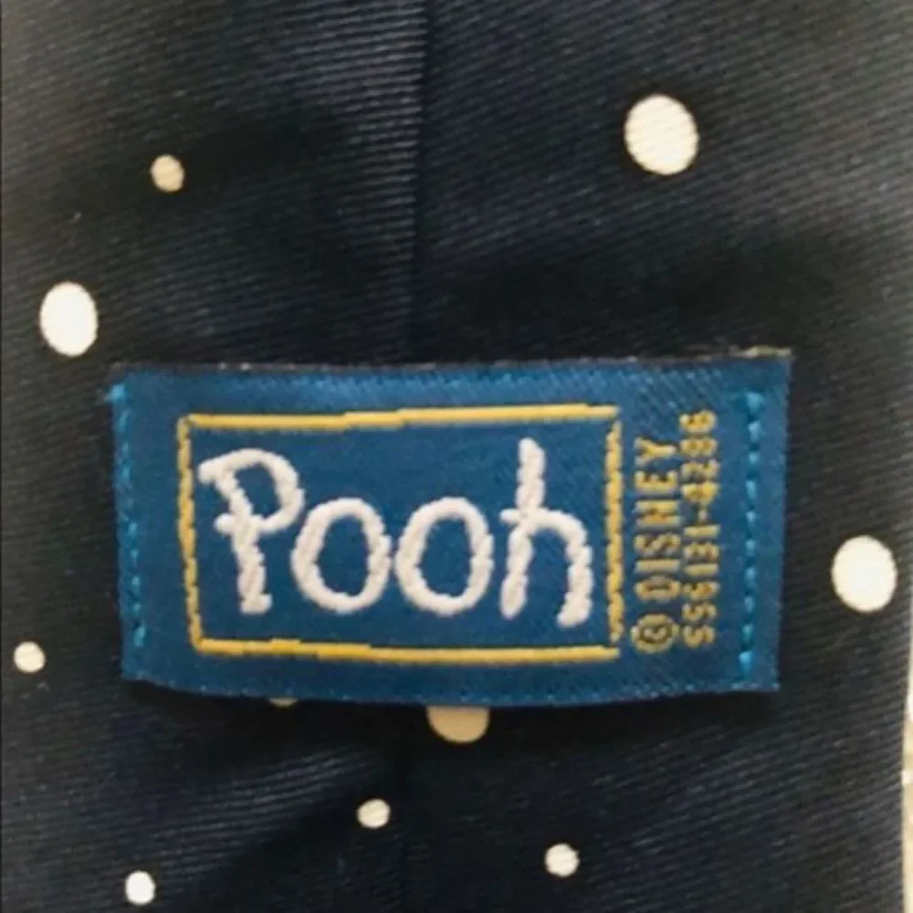 VINTAGE OFFICIAL DISNEY KIDS TIE